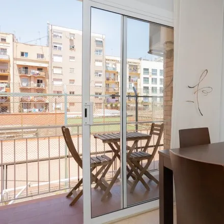 Image 4 - Carrer de Lepant, 127, 08001 Barcelona, Spain - Apartment for rent
