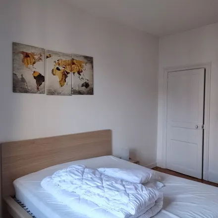 Rent this 3 bed apartment on 83 Boulevard Jean Jaurès in 63000 Clermont-Ferrand, France