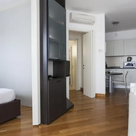 Image 4 - Via Pietro Colletta, 70, 20139 Milan MI, Italy - Apartment for rent