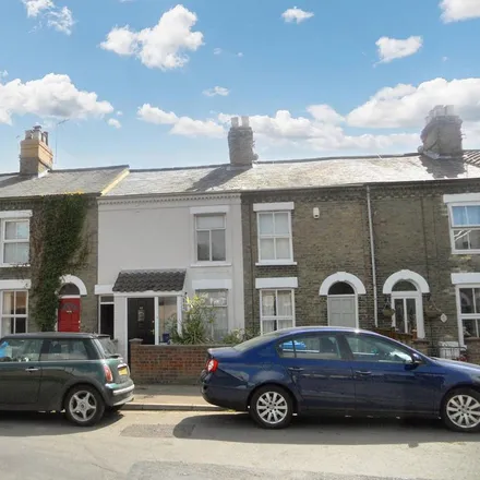 Rent this 2 bed townhouse on 27 Edinburgh Road in Norwich, NR2 3RJ
