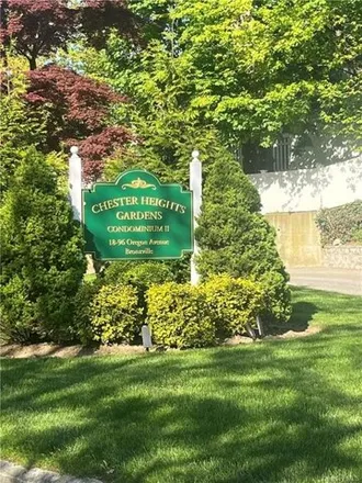 Image 1 - 8 Mortimer Place, Eastchester, NY 10708, USA - Condo for sale