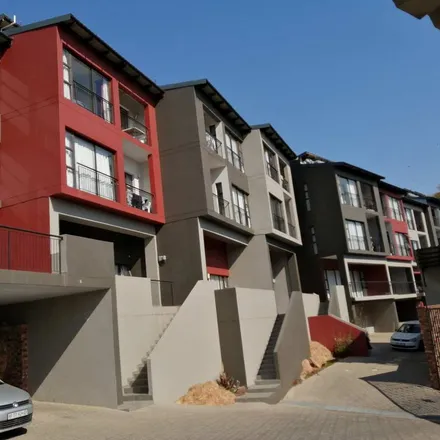 Image 3 - Cotswold Road, Florida Hills, Roodepoort, 1709, South Africa - Apartment for rent