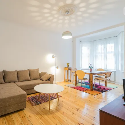 Rent this 2 bed apartment on Bertha Ebstein in Weichselstraße, 12045 Berlin