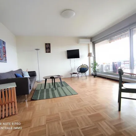 Rent this 2 bed apartment on 168 Boulevard de la Croix-Rousse in 69001 Lyon, France
