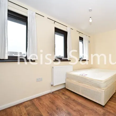 Image 9 - Oxley Close, London, SE1 5HN, United Kingdom - Apartment for rent