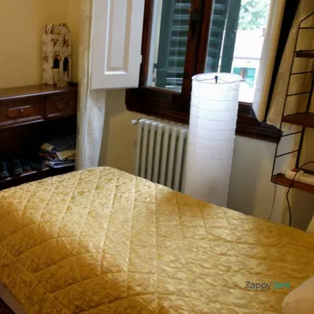 Rent this 3 bed room on Via Luigi Pulci in 4, 50123 Florence FI