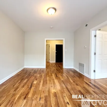 Image 4 - 1444 W Byron St, Unit BA #1 - Apartment for rent