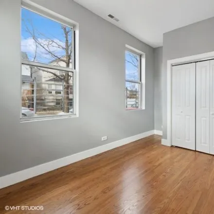 Image 9 - 3659 West Shakespeare Avenue, Chicago, IL 60647, USA - House for rent