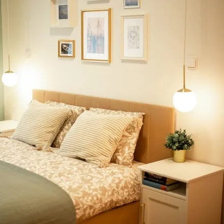 Rent this 1 bed apartment on Magistrát hlavní město Praha - Odbor dopravně správních agend in Nad Vršovskou horou 88, 100 05 Prague