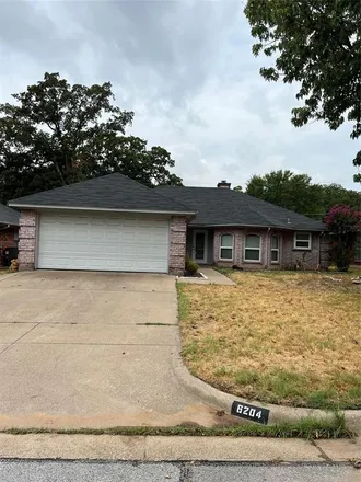 Buy this 3 bed house on 6204 Meadowmere Lane in Arlington, TX 76001