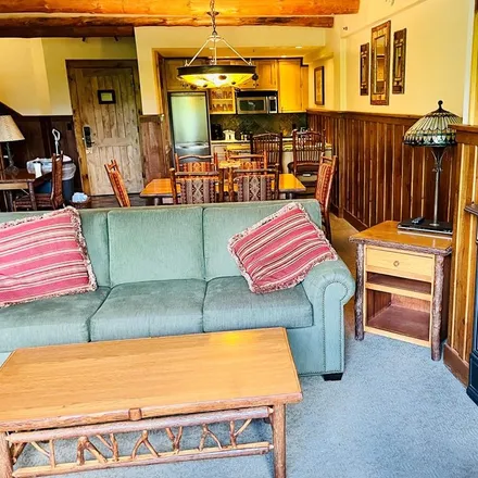 Image 6 - Whiteface Lodge, Old Barn Road, North Elba, NY 12946, USA - House for sale