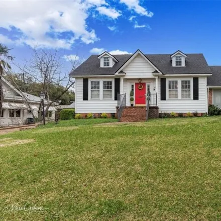 Buy this 4 bed house on 834 Dudley Drive in Normandy Village, Shreveport