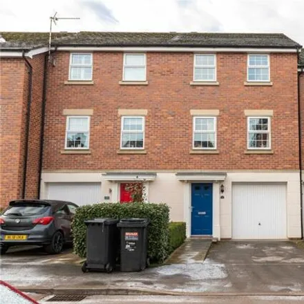 Buy this 3 bed townhouse on Moss Chase in Macclesfield, SK11 7WJ