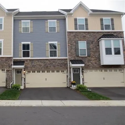 Image 3 - 2380 Raya Way, Bethlehem Township, PA 18045, USA - Townhouse for rent