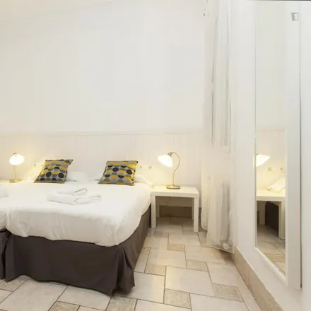Rent this 2 bed apartment on Carrer de la Diputació in 123, 08015 Barcelona