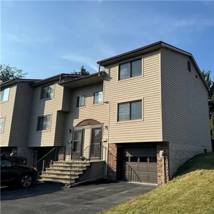 Buy this 2 bed townhouse on 319 Cameco Cir in New York, 13090