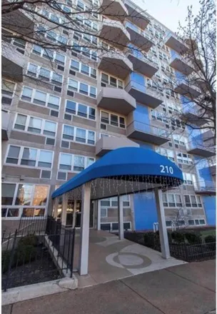 Image 1 - 1720 Olive Street, St. Louis, MO 63103, USA - Condo for sale