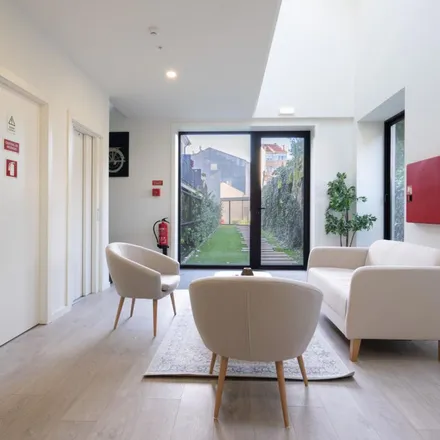 Rent this 1 bed apartment on Bairro da Padaria in 4000-391 Porto, Portugal
