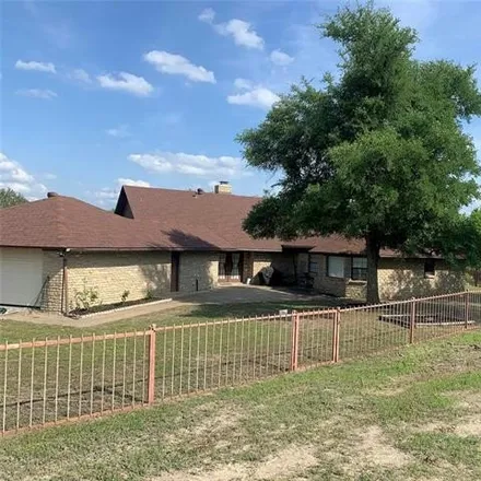 Image 3 - 399 North Wieser, Hamilton, TX 76531, USA - House for sale