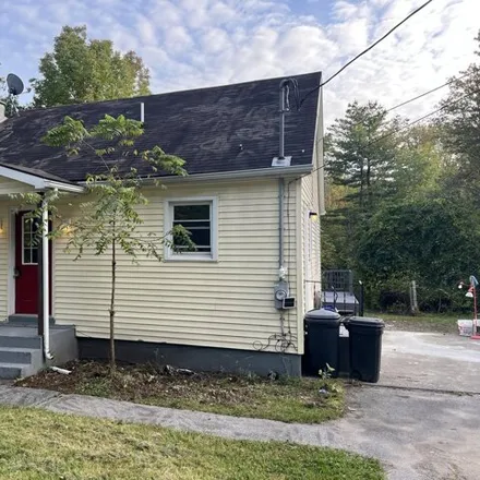 Buy this 4 bed house on 211 Northline Road in Milton, NY 12020