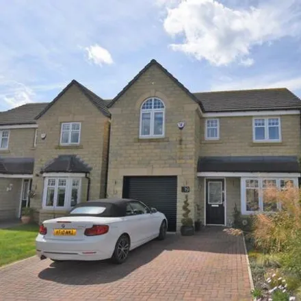 Buy this 4 bed house on Farriers Way in Salendine Nook, HD3 3GG