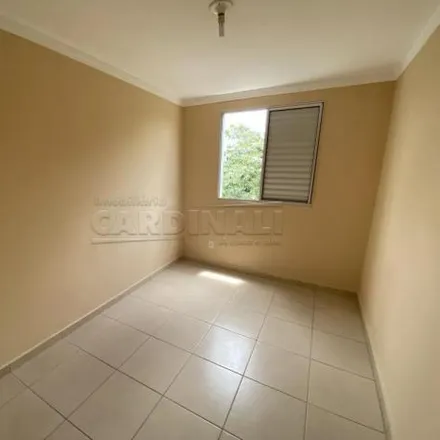 Buy this 2 bed apartment on unnamed road in Monjolinho, São Carlos - SP