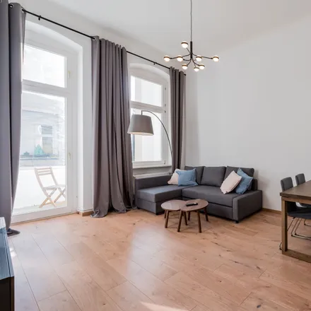 Rent this 2 bed apartment on Hasenheide 71 in 10967 Berlin, Germany