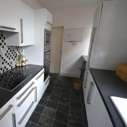 Rent this 3 bed townhouse on Tennyson Street in Leicester, LE2 1HS