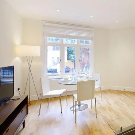 Rent this 1 bed apartment on Hamlet Gardens in London, W6 0SY