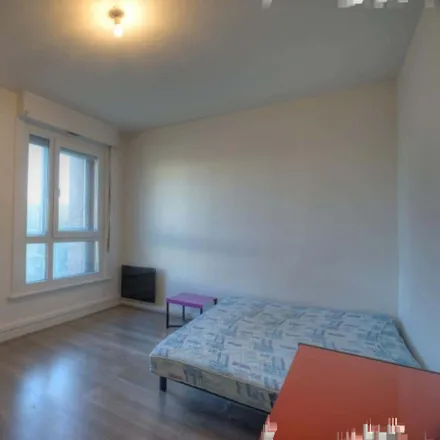 Rent this 1 bed room on 9 Boulevard des Défenseurs de Lille in 59024 Lille, France