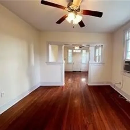 Image 5 - 8639 South Claiborne Avenue, New Orleans, LA 70118, USA - House for rent