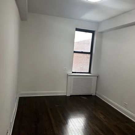 Image 3 - 137 East 38th Street, New York, NY 10016, USA - Apartment for rent