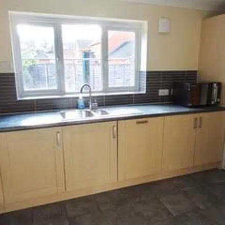 Image 2 - 15 Earles Gardens, Norwich, NR4 7SH, United Kingdom - Apartment for rent