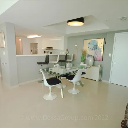 Image 3 - The Floridian Apartments, 650 West Avenue, Miami Beach, FL 33139, USA - Condo for rent