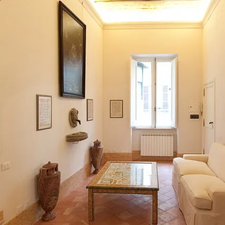 Image 5 - Via Giovanni Giraud, 00186 Rome RM, Italy - Apartment for rent