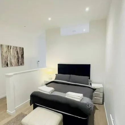 Rent this 1 bed apartment on London in TW8 9HX, United Kingdom