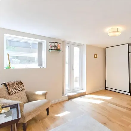 Image 3 - Alexandra Road, London, NW8 0SB, United Kingdom - Apartment for rent