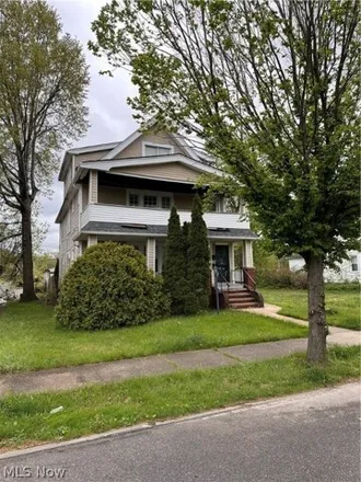 Image 3 - 965 East 140th Place, Cleveland, OH 44110, USA - House for sale