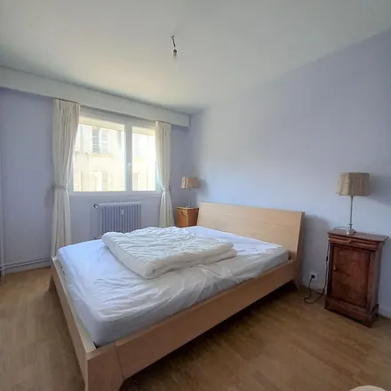 Image 8 - 20 Rue Henri Barbusse, 50130 Cherbourg-en-Cotentin, France - Apartment for rent
