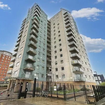 Buy this 2 bed apartment on Centreway Apartments in London, IG1 1NH