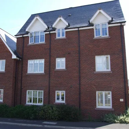 Rent this 2 bed apartment on Chaise Meadow in Lymm, WA13 9NX