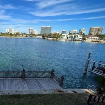 Image 2 - 10271 East Bay Harbor Drive, Bay Harbor Islands, Miami-Dade County, FL 33154, USA - Townhouse for rent