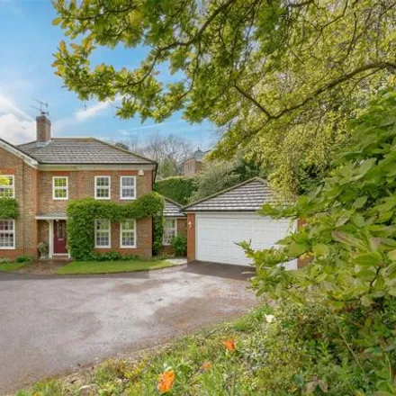 Image 2 - Harestone Lane, Caterham on the Hill, CR3 6AX, United Kingdom - House for sale