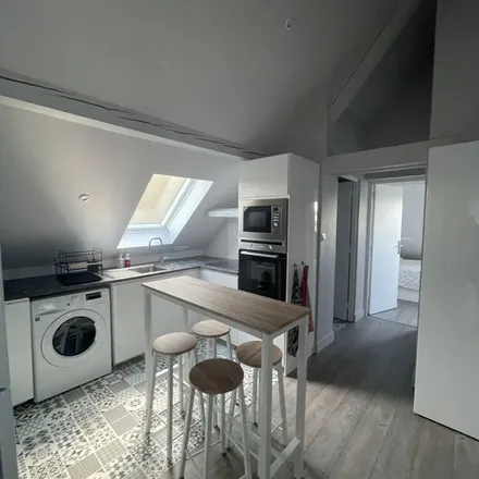 Rent this 3 bed apartment on 31 Rue du Fossé des Tanneurs in 67000 Strasbourg, France