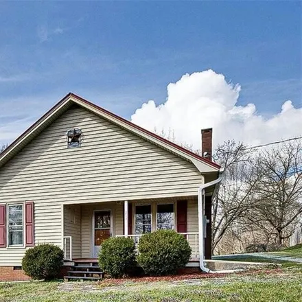 Buy this 2 bed house on 223 Academy Street in Franklinville, Randolph County