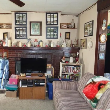 Image 3 - 142 North 15th Street, Centerville, IA 52544, USA - House for sale