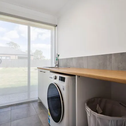 Rent this 3 bed apartment on Ellenden Way in Jackass Flat VIC 3556, Australia