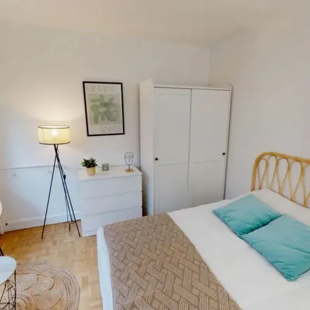 Rent this 5 bed apartment on 6 Rue Victor Hugo in 92400 Courbevoie, France
