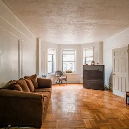 Buy this studio apartment on 754 Brady Avenue in New York, NY 10462