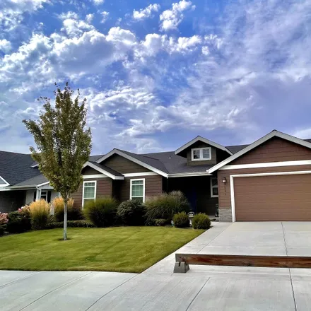 Buy this 3 bed house on 3131 Northwest Canyon Drive in Redmond, OR 97756
